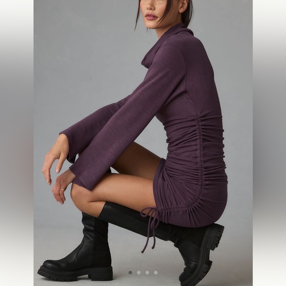 NWOT daily practice long sleeve side ruched dress - Picture 2 of 8